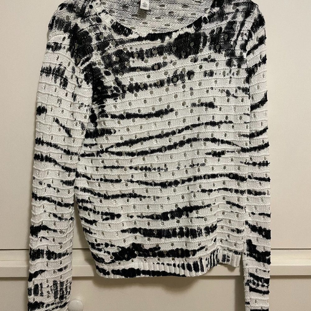 Cotton By Autumn Black and White Sweater